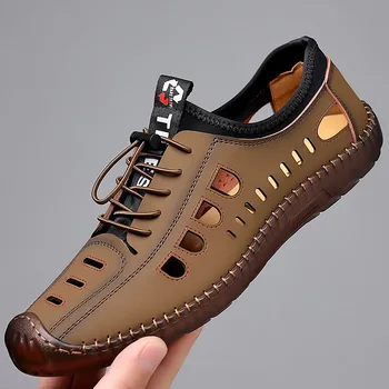 2023 Nyári férfi alkalmi szandál Divat üreges légáteresztő cipő Lapos üzleti puha alsó tornacipő Sandalias Hombre