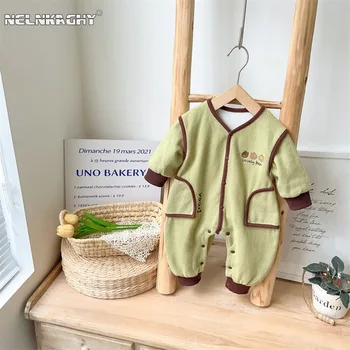 2023 ősz Újdonság: Aranyos medve mintás egymellű jumpsuit kisfiúknak , csecsemő újszülött gyerek divat egyrészes romper 0-24M