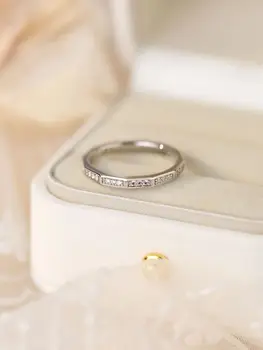 Hot Selling 100% 925 ezüst gyűrű cirkonnal berakva Egyszerű, de klasszikus design lányoknak