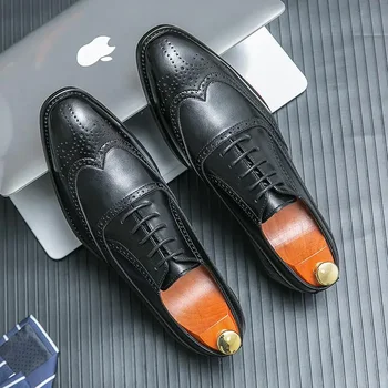 Alkalmi bőrcipők Férfi brit stílusú üzleti formális viselet Férfi cipő 2023 Új valódi bőr tavaszi és őszi férfi cipő