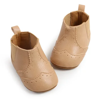 Baby Girls Boots Puha talpú csúszásmentes First Walker cipő Toddler cipő őszre Tél
