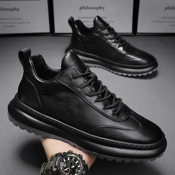 Bőr alkalmi design cipők férfi lapos lapos cipő puha talpú sportcipők férfi kényelmes fűzős fekete lábbeli 20024