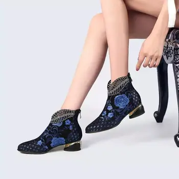 Női csizmák trendje 2023Közepes sarkú etnikai nők cipő vastag sarkú bokacsizma divat rövid csizma Hegyes sarkú cipő Cipő nőkBotas Mujer
