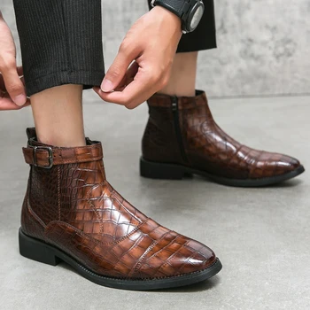 Új, kiváló minőségű klasszikus barna/fekete Chelsea csizma férfi luxusmárka 2023 kényelmes divat oldalsó cipzáras középfelső bőrcsizma